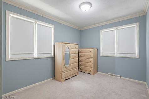 759 E Meadowlawn Boulevard Seven Hills OH 44131