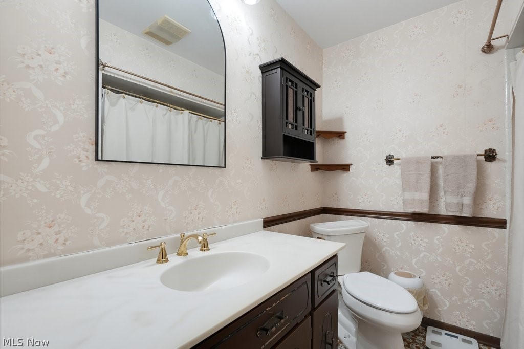 759 E Meadowlawn Boulevard Seven Hills OH 44131