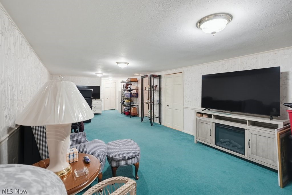 759 E Meadowlawn Boulevard Seven Hills OH 44131