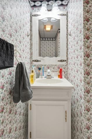 759 E Meadowlawn Boulevard Seven Hills OH 44131