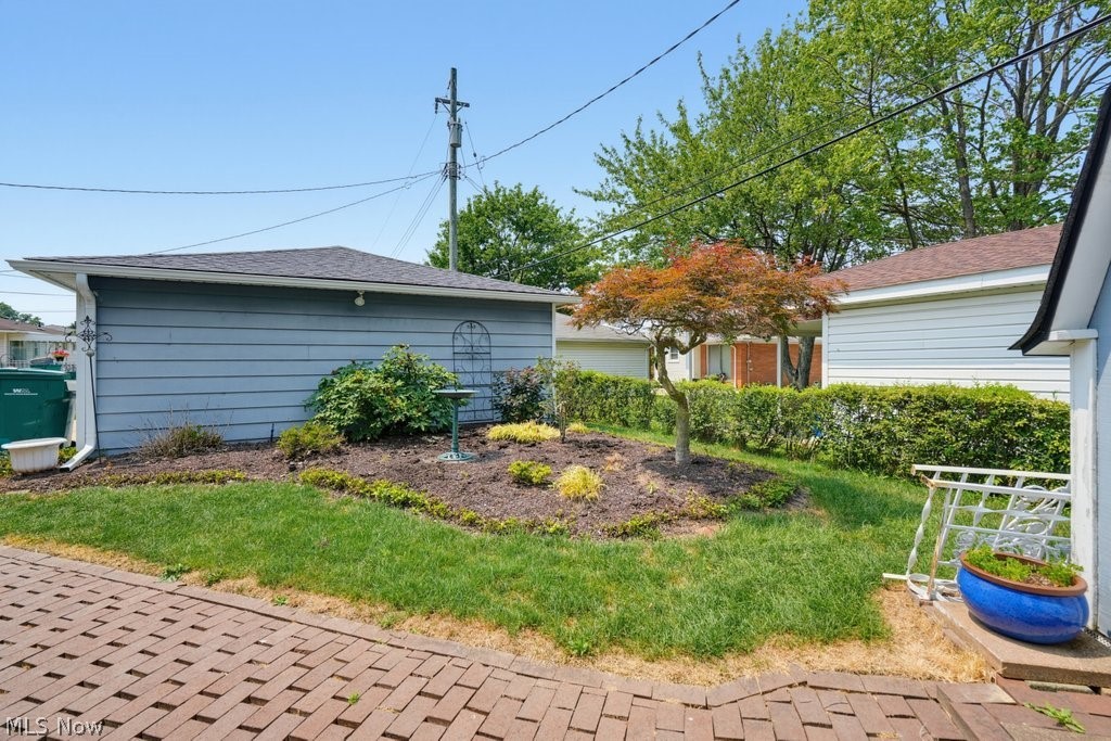 759 E Meadowlawn Boulevard Seven Hills OH 44131