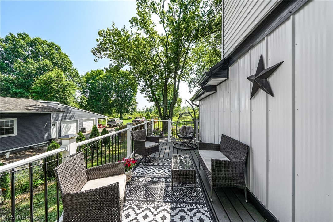 592 Braceville Robinson Road NW Newton Falls OH 44444