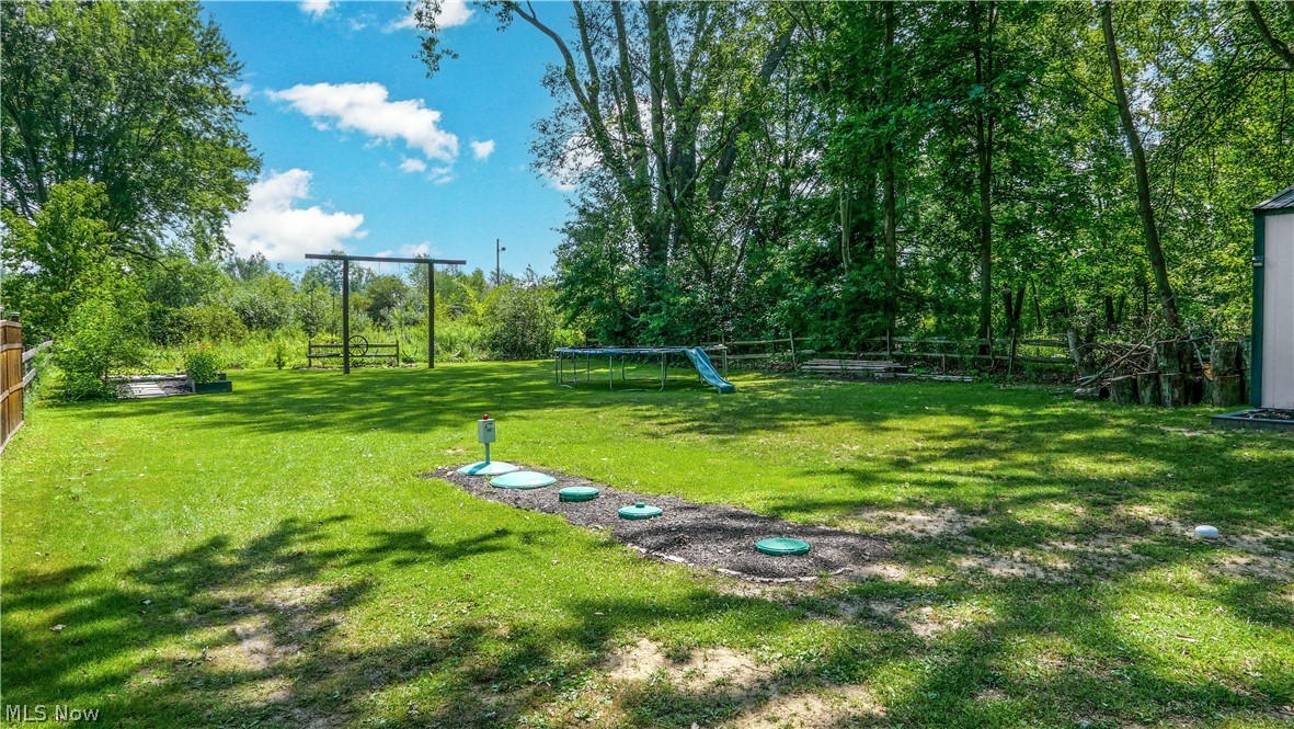 592 Braceville Robinson Road NW Newton Falls OH 44444