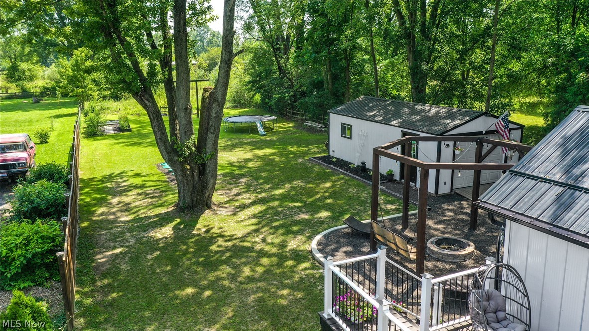592 Braceville Robinson Road NW Newton Falls OH 44444