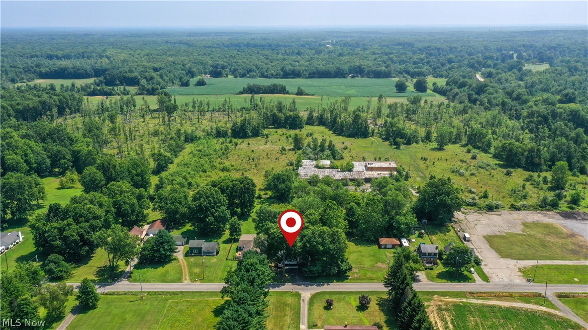 592 Braceville Robinson Road NW Newton Falls OH 44444