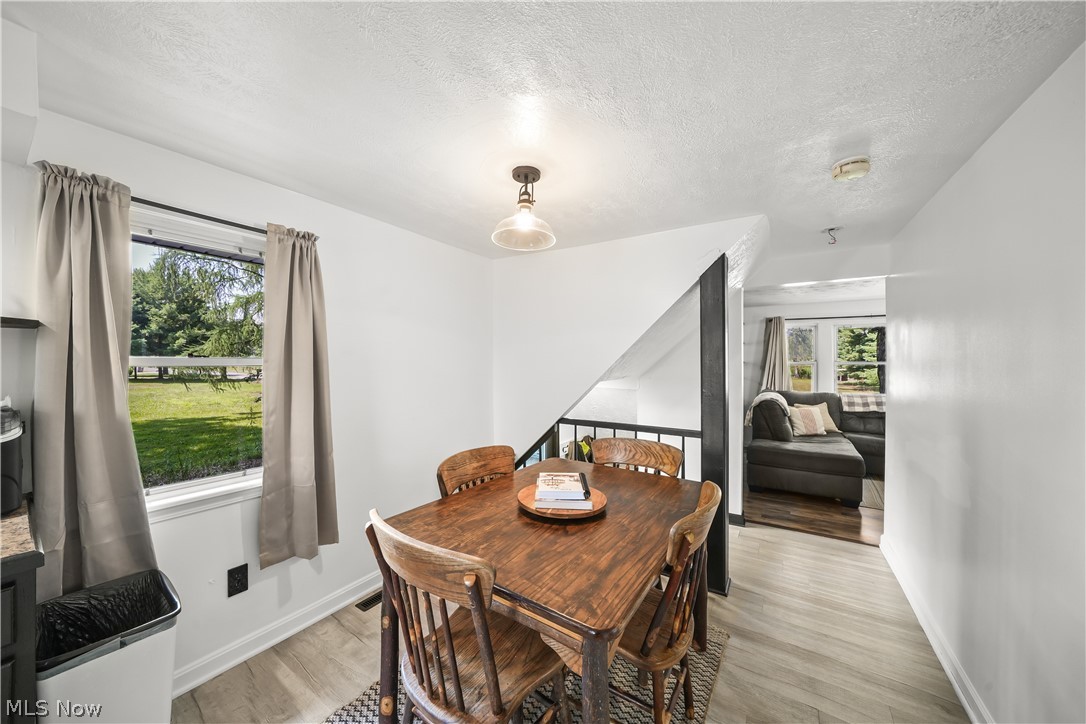 592 Braceville Robinson Road NW Newton Falls OH 44444