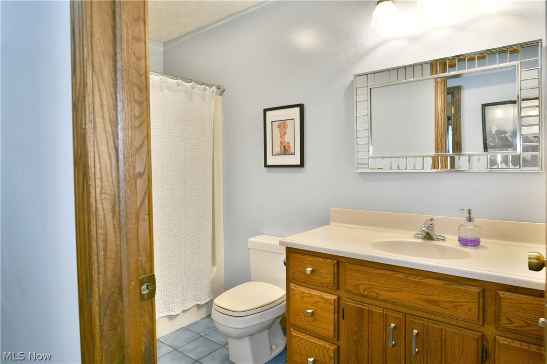 16175 Mock Road Berlin Center OH 44401