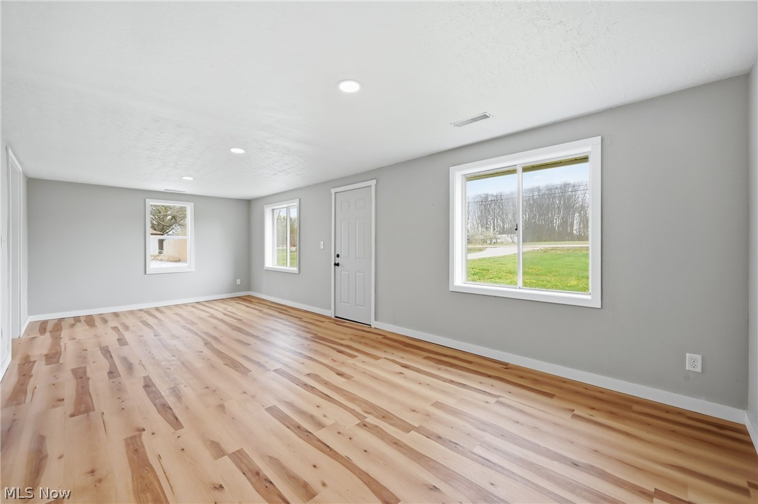847 State Route 534 NW Newton Falls OH 44444