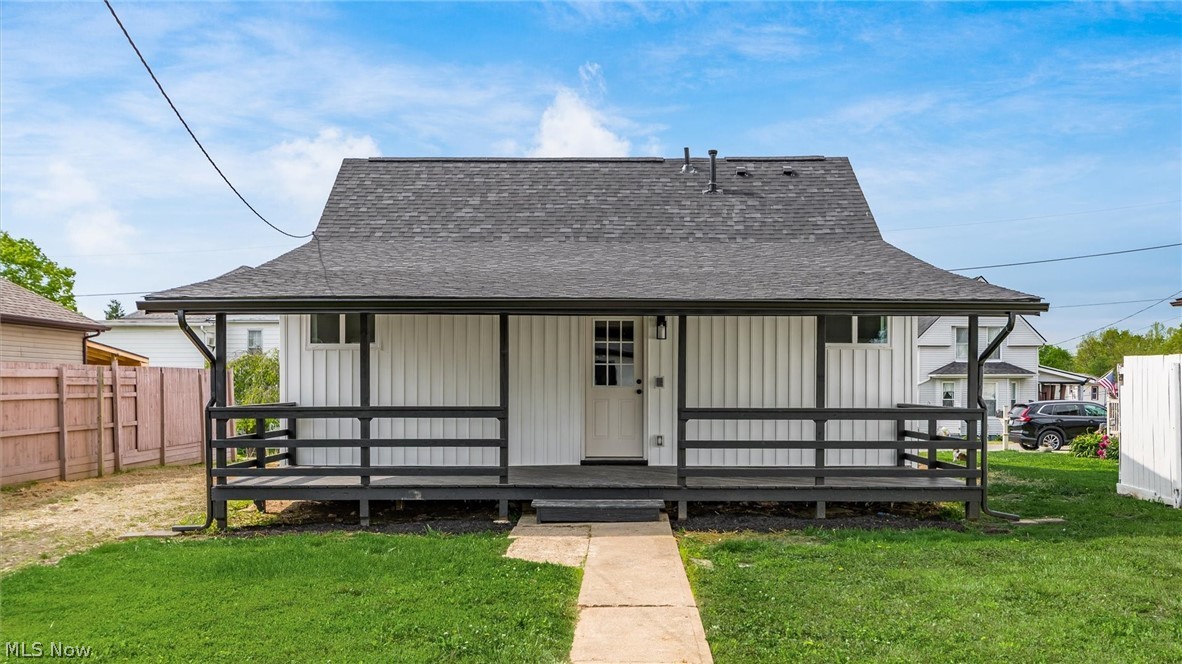 182 High Street Roseville OH 43777
