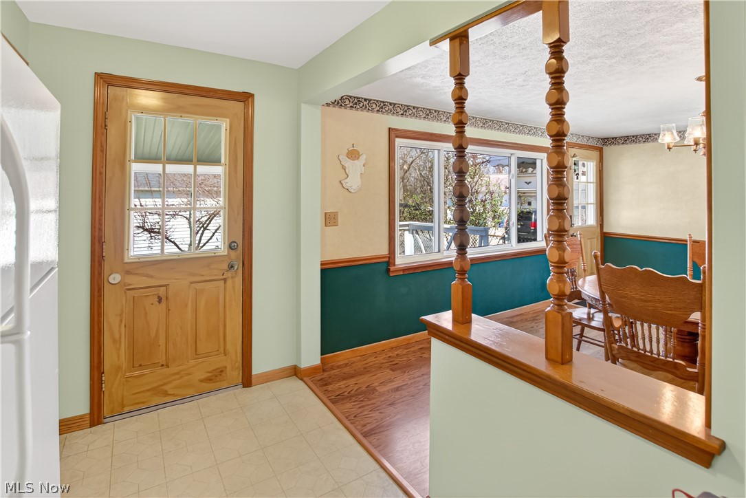10004 Manoa Avenue Brooklyn OH 44144