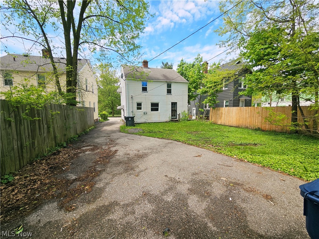 931 Yellowstone Road Cleveland OH 44121