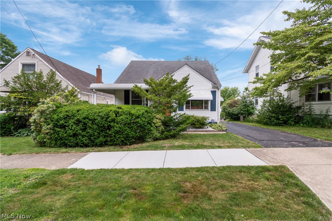 1924 16th Street SW Akron OH 44314