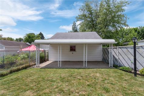 1924 16th Street SW Akron OH 44314