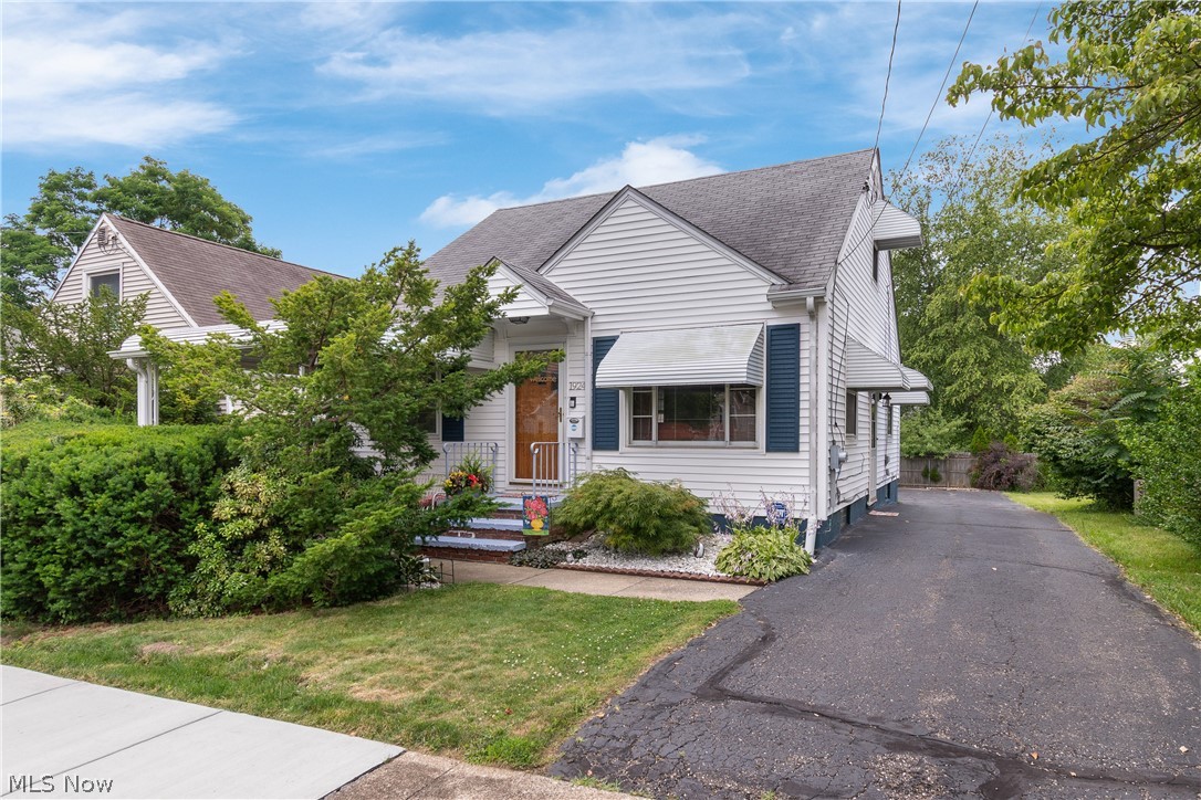 1924 16th Street SW Akron OH 44314