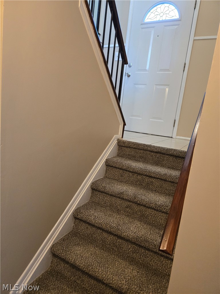 1025 Sunnywood Lane Ravenna OH 44266