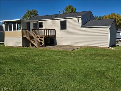 1025 Sunnywood Lane Ravenna OH 44266