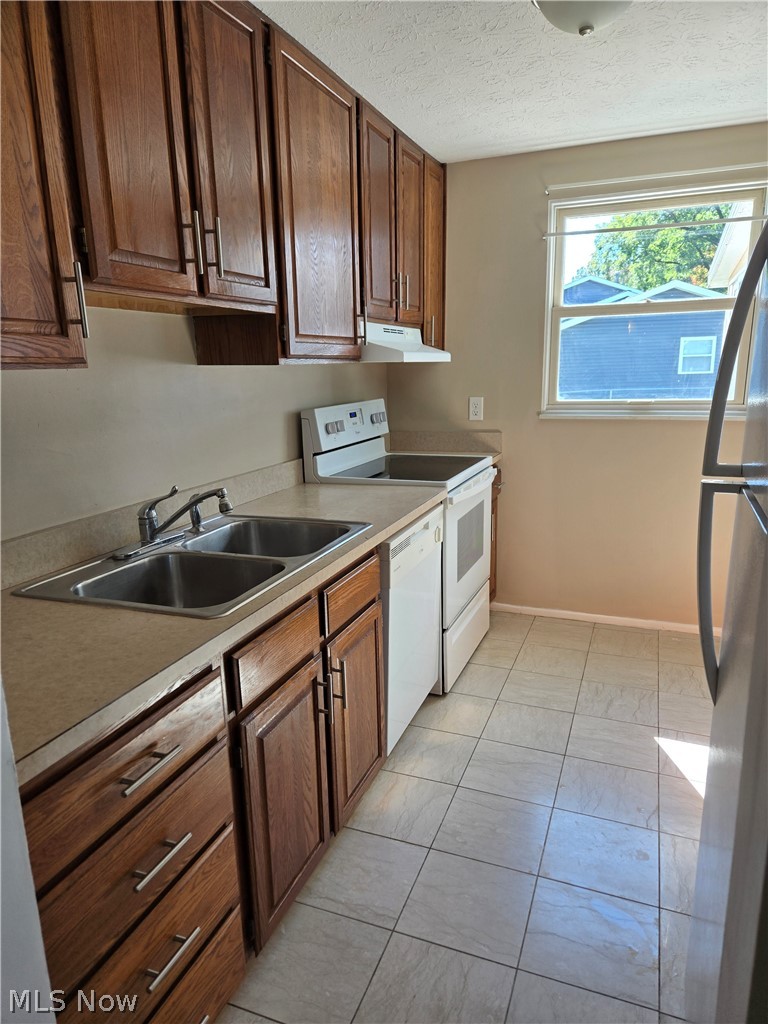 1025 Sunnywood Lane Ravenna OH 44266