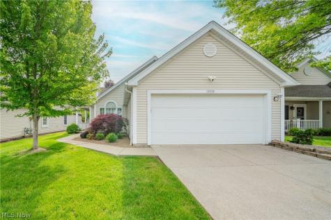 19374 Lauren Way Strongsville OH 44149
