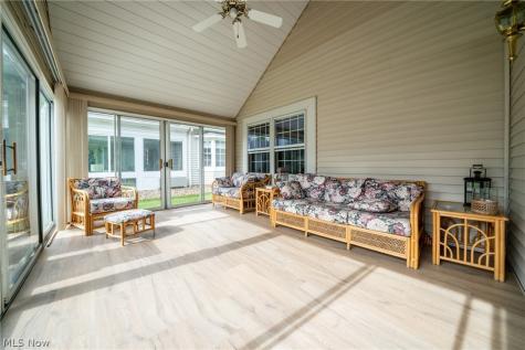 19374 Lauren Way Strongsville OH 44149