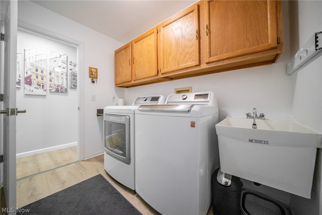 19374 Lauren Way Strongsville OH 44149