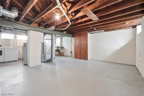4046 Harwood Road South Euclid OH 44121