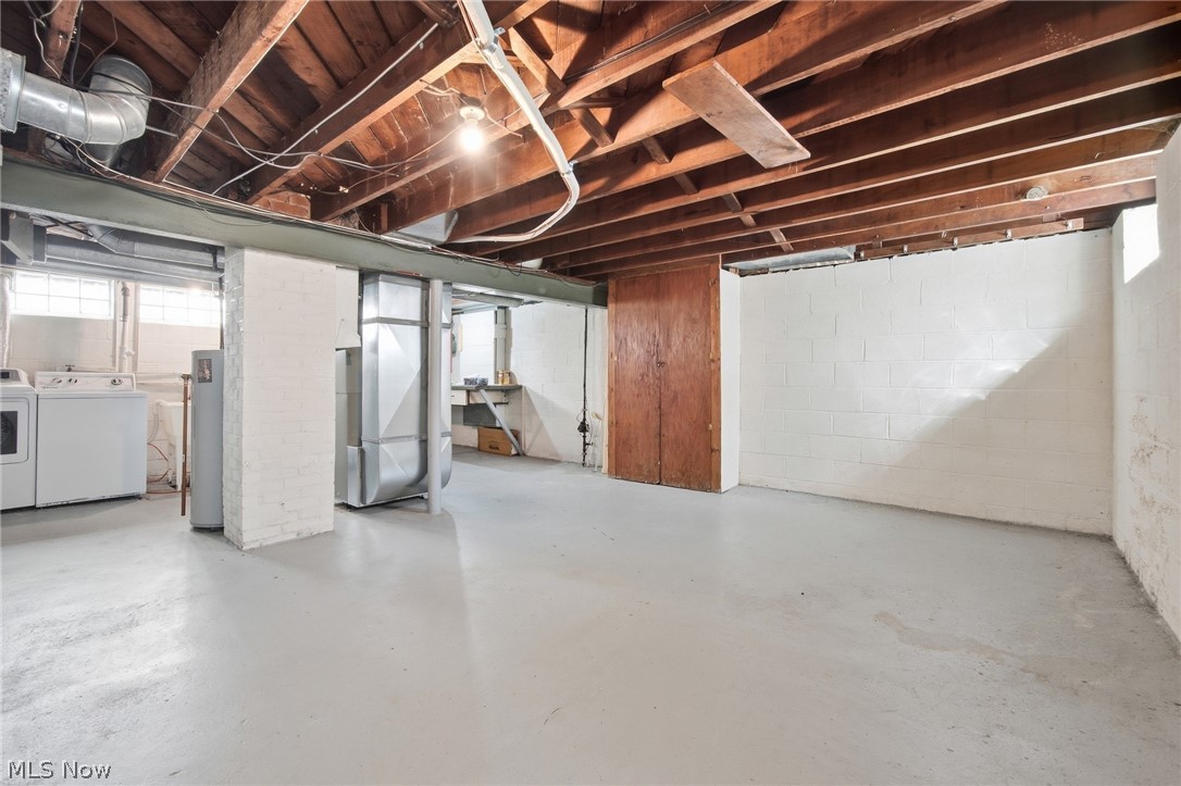 4046 Harwood Road South Euclid OH 44121