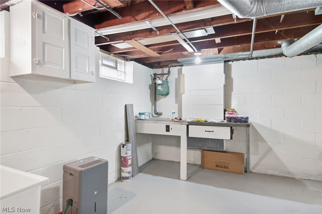 4046 Harwood Road South Euclid OH 44121