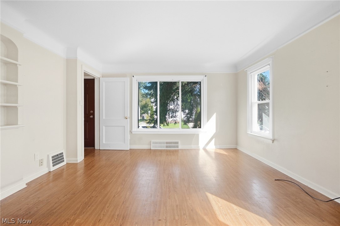 4046 Harwood Road South Euclid OH 44121