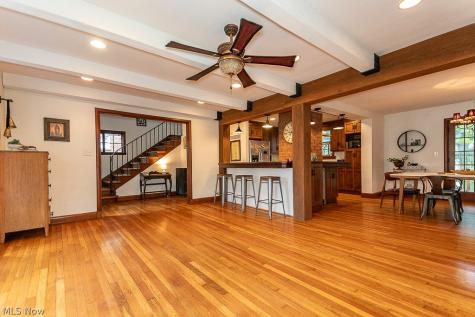 2235 Delaware Drive Cleveland Heights OH 44106