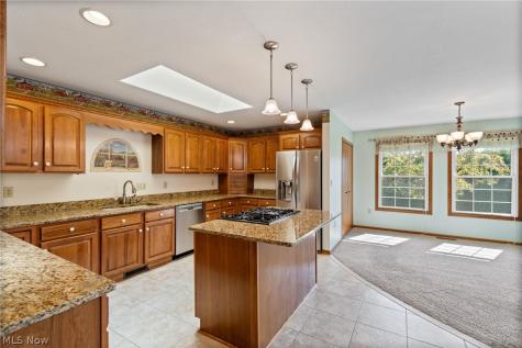2644 Canaan Drive Uniontown OH 44685