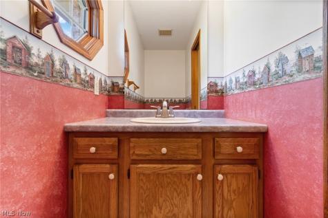 2644 Canaan Drive Uniontown OH 44685