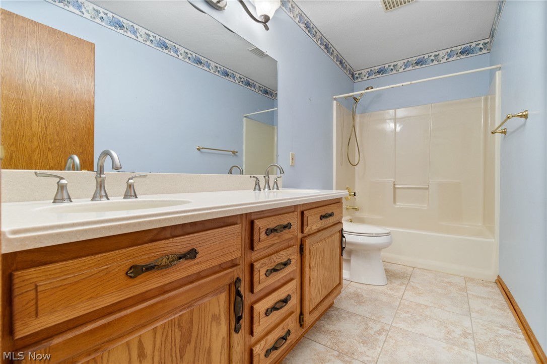 2644 Canaan Drive Uniontown OH 44685