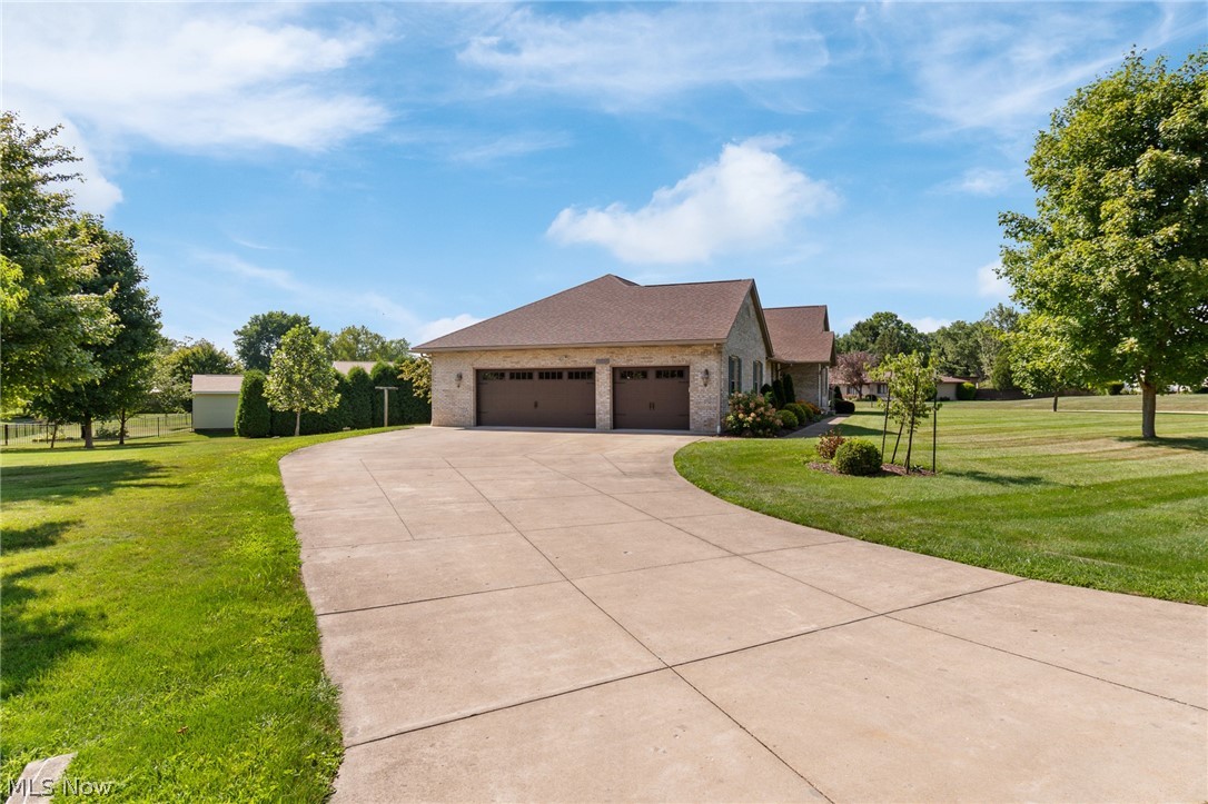 2644 Canaan Drive Uniontown OH 44685