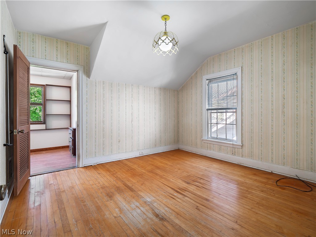 1331 Cranford Avenue Lakewood OH 44107