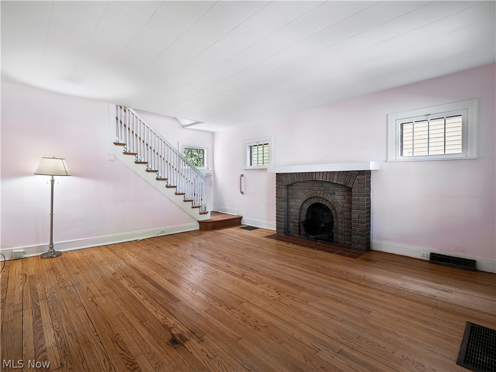 1331 Cranford Avenue Lakewood OH 44107