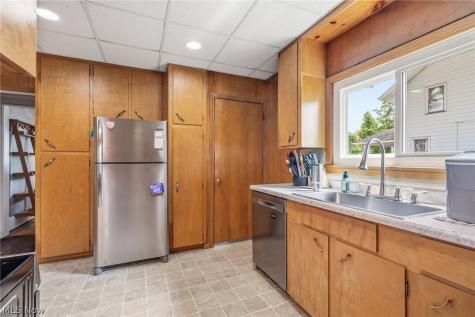 2107 Shunk Avenue Alliance OH 44601