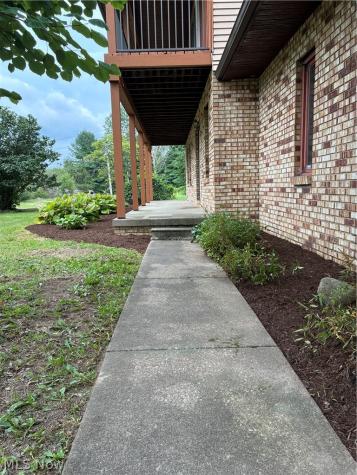 13517 Pleasant Home Road Marshallville OH 44645