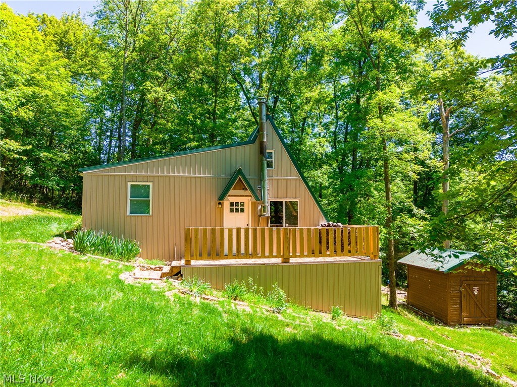 6257 Caddy Road SW Bowerston OH 44695