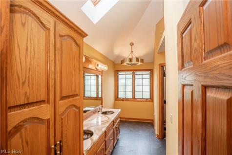 8521 Gentry Street NW Massillon OH 44646