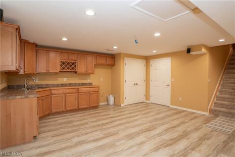 8521 Gentry Street NW Massillon OH 44646