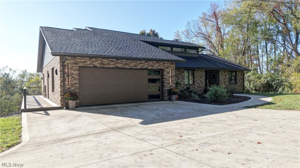 586 Hilan Avenue SW New Philadelphia OH 44663