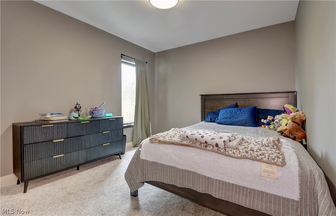 586 Hilan Avenue SW New Philadelphia OH 44663