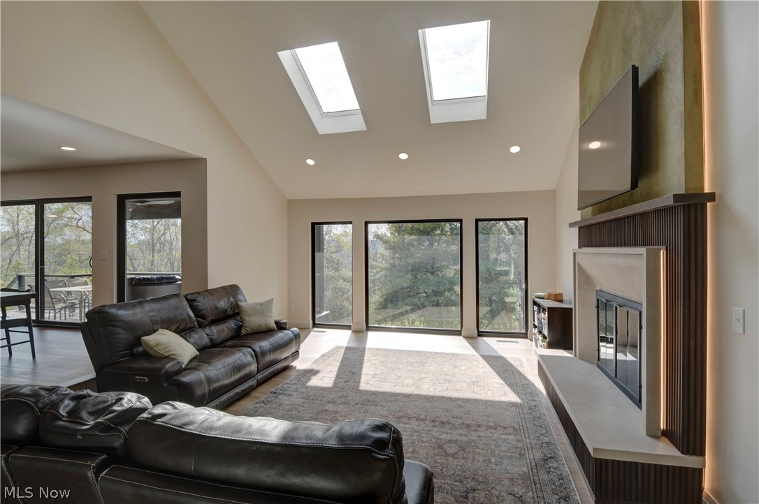 586 Hilan Avenue SW New Philadelphia OH 44663