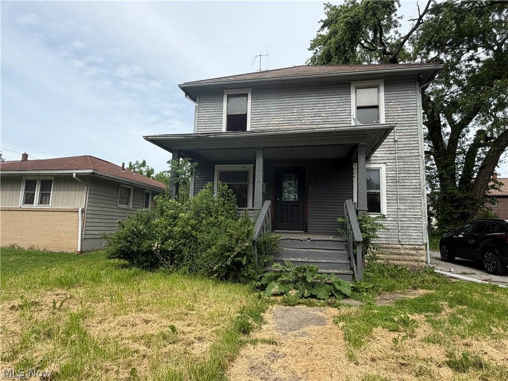 235 Iddings Avenue SE Warren OH 44483
