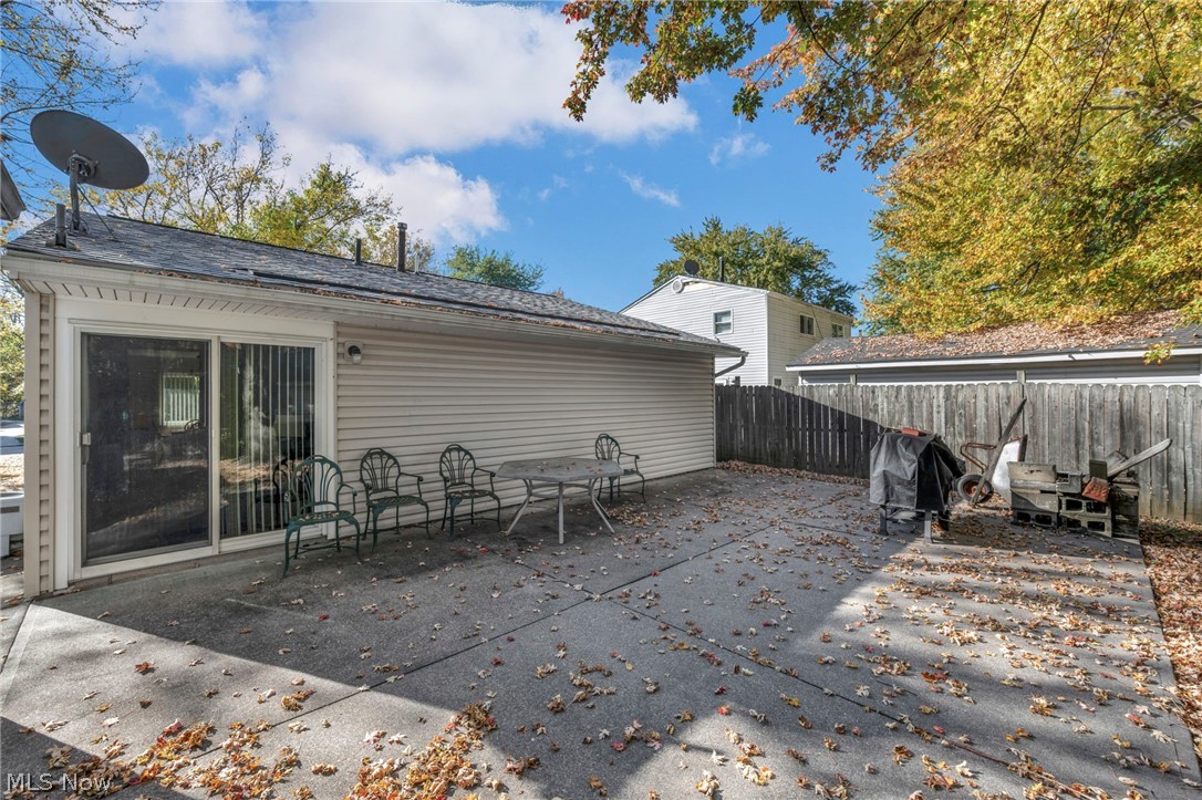 2213 Randall Street Lorain OH 44052