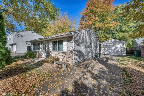 2213 Randall Street Lorain OH 44052