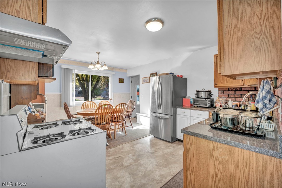 2213 Randall Street Lorain OH 44052