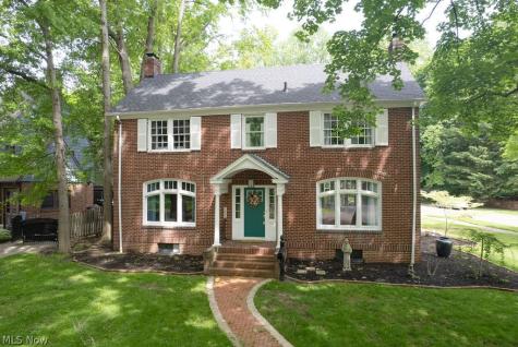 1459 Jefferson Avenue Akron OH 44313