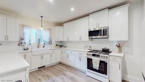 1459 Jefferson Avenue Akron OH 44313