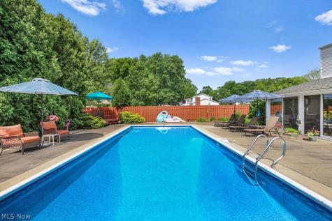 518 Treeside Drive Stow OH 44224